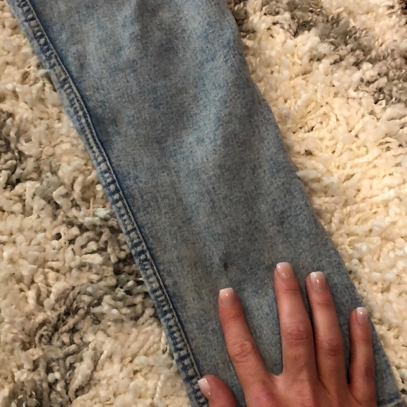 Kids H&M light denim overalls - Picture 4 of 8